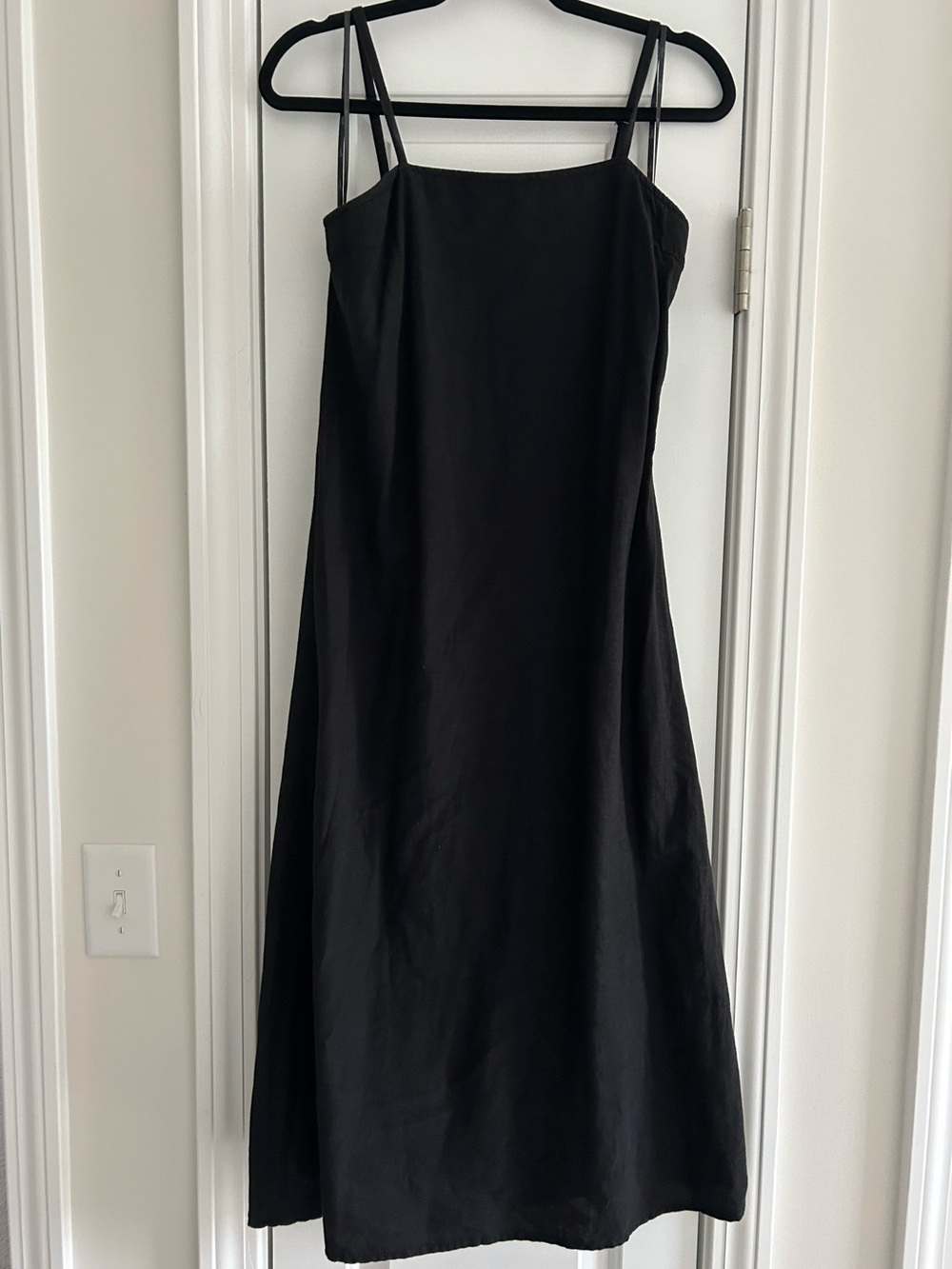Classic Black Linen Midi Dress - Small